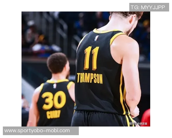 克莱迎来职业生涯第900场常规赛勇士生涯出战793场成就辉煌